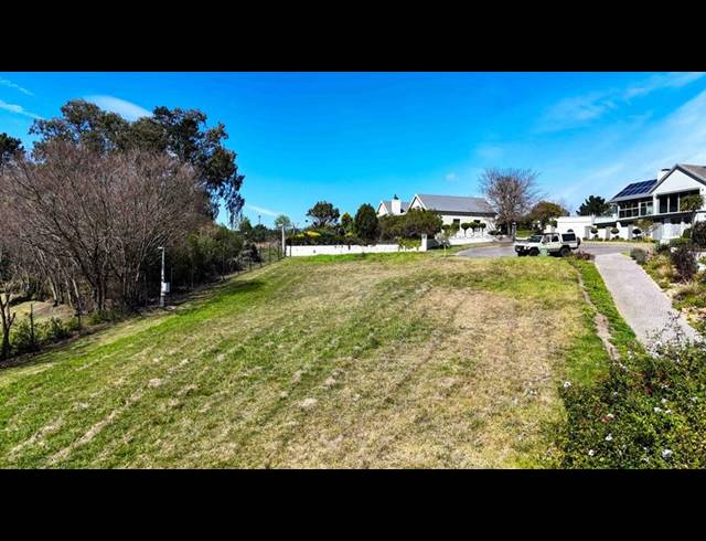 LAND FOR SALE IN KINGSWOOD GOLF ESTATE